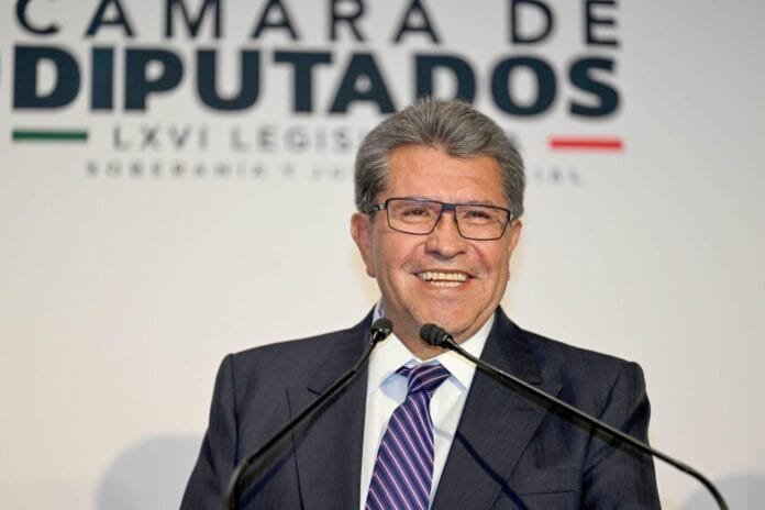 Morena descarta intención de convocar periodo extraordinario