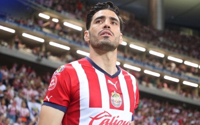 ¡Adiós a las Chivas! ‘Pollo’ Briseño será el primer refuerzo del Toluca del ‘Turco’ Mohamed para el Clausura 2025