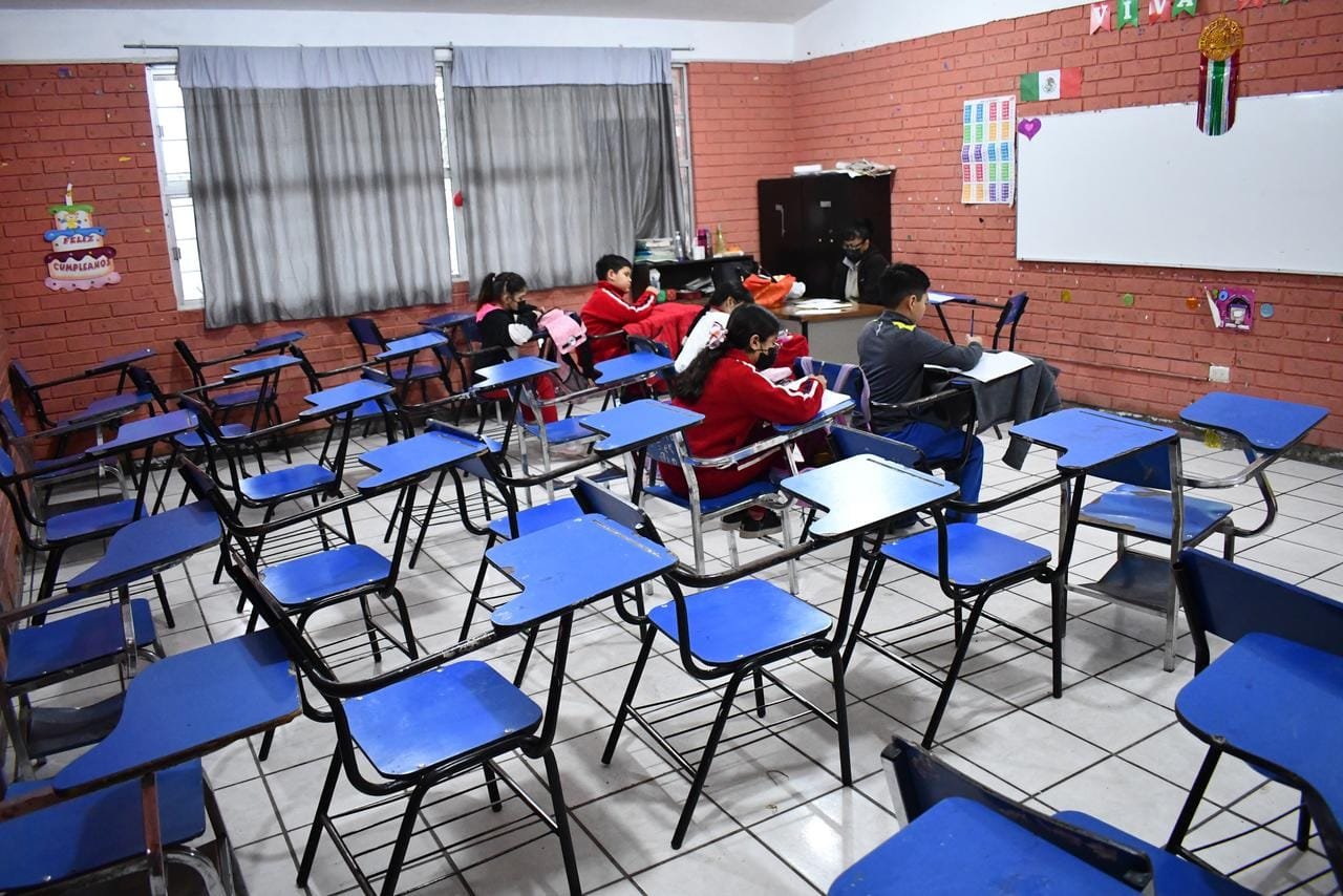 Escuelas de Saltillo siguen reportando gran ausentismo tras helada