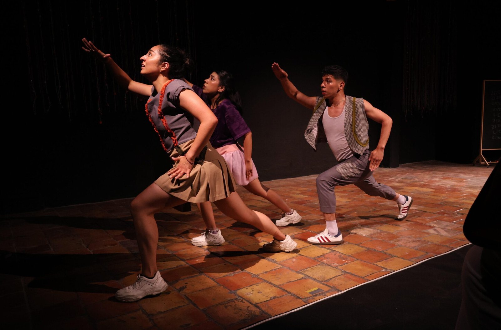 Cuentan hasta el infinito con obra de teatro experimental en La Besana