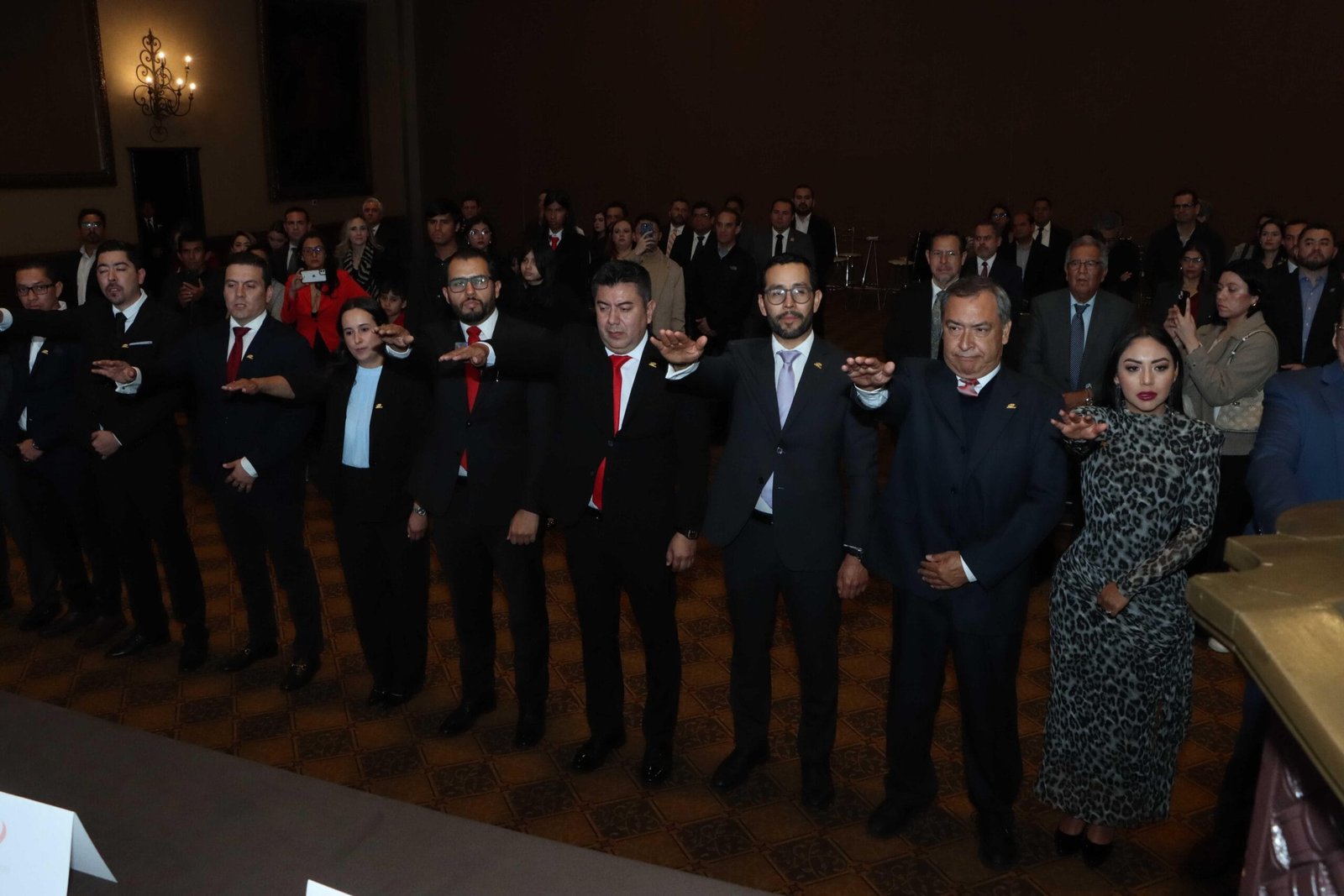 Toma protesta nuevo Consejo Directivo del IMEF Coahuila Sureste