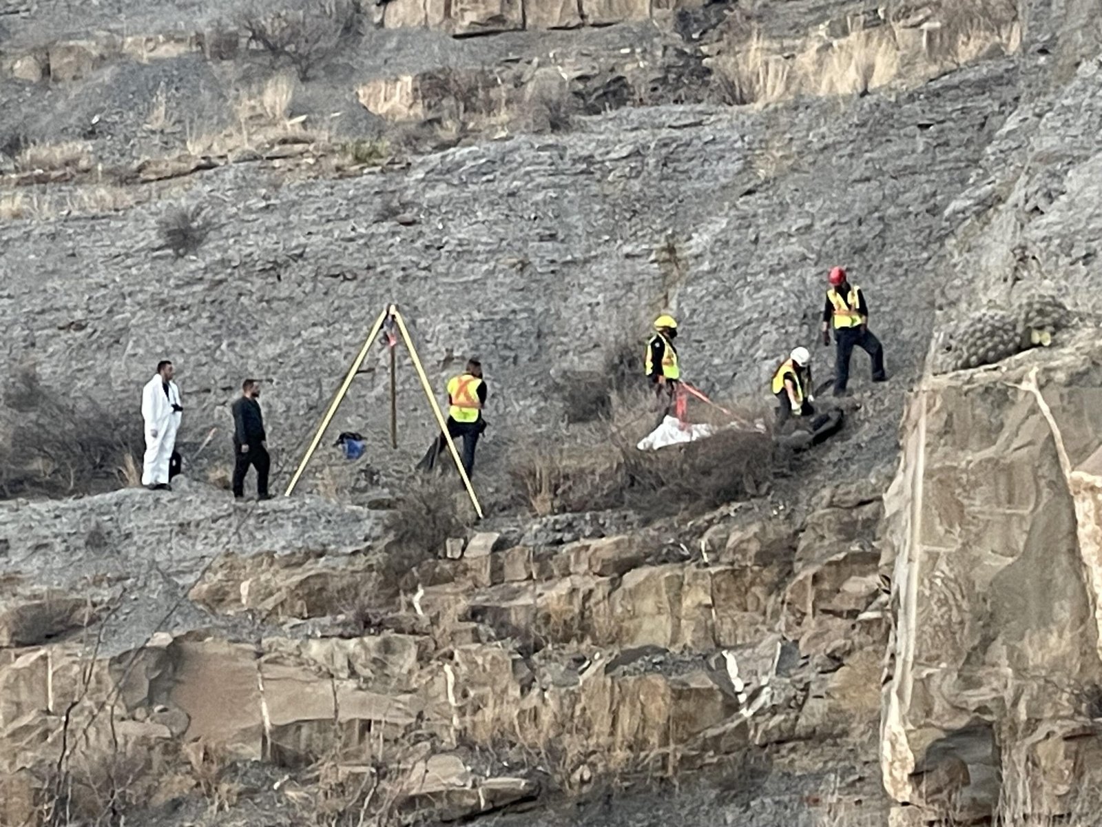 Hombre se quita la vida en lo alto de un cerro, en Saltillo
