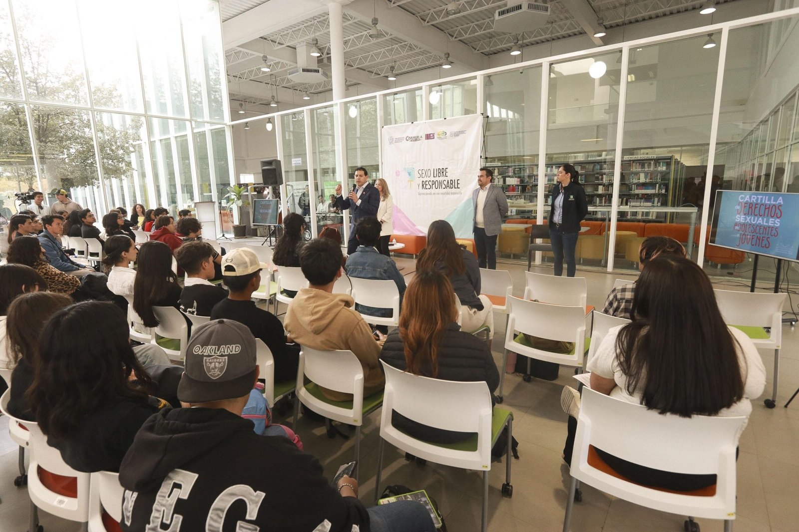 Promueve la UAdeC educación sexual responsable