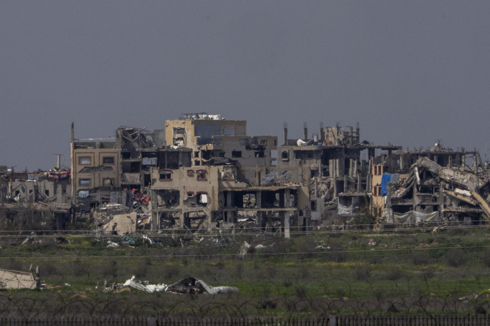 Hamás se mantiene firme y asegura que solo liberará rehenes a cambio de tregua duradera
