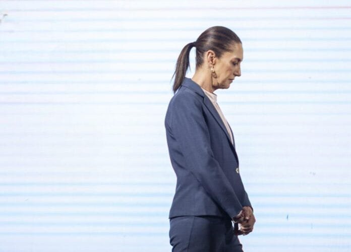 ‘Es inaceptable’, así critica León Krauze a Claudia por lavarse las manos tras hallazgo en Teuchitlán
