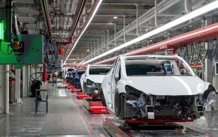 Necesitaría EU instalar 18 plantas automotrices para dejar de importar vehículos: INA