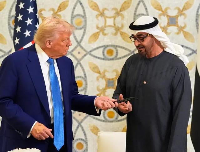 Trump alcanza un acuerdo ‘histórico’ con Emiratos Árabes Unidos para construir el mayor campus de inteligencia artificial fuera de EU