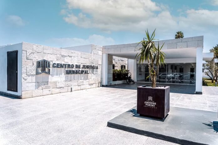 Ofrecen defensa legal gratuita en el Centro de Justicia Municipal de Torreón