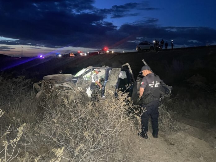 Policía resulta herido en volcadura en la carretera Saltillo-Monclova