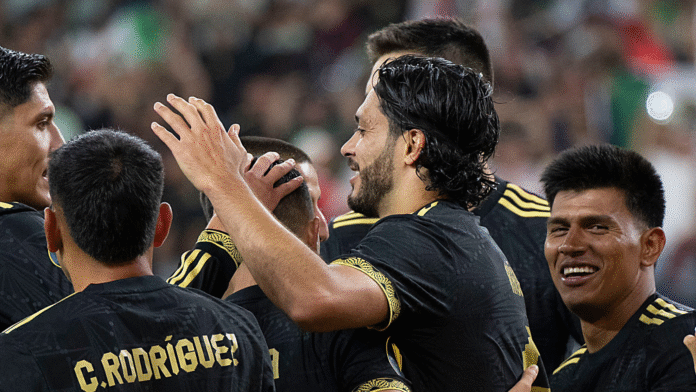 México sufre pero debuta con victoria en la Copa Oro ante República Dominicana