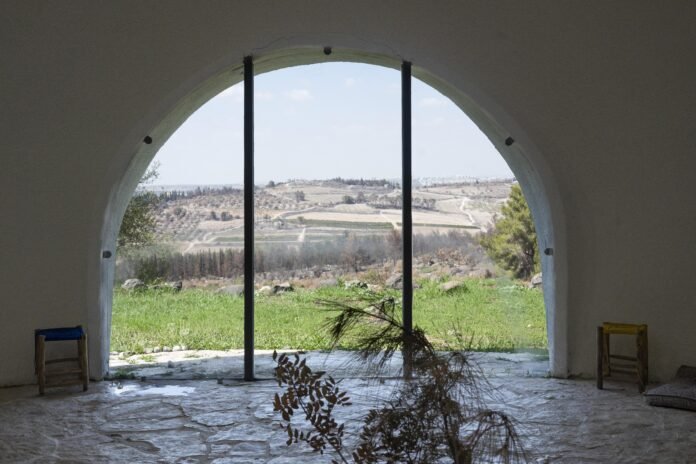 Conoce el oasis que resiste la división entre israelíes y palestinos pese la guerra en Gaza