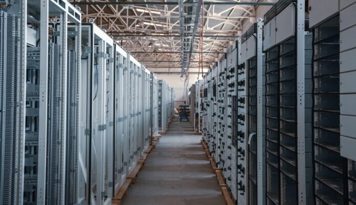 Coahuila, en la ruta para atraer inversión en data centers y semiconductores