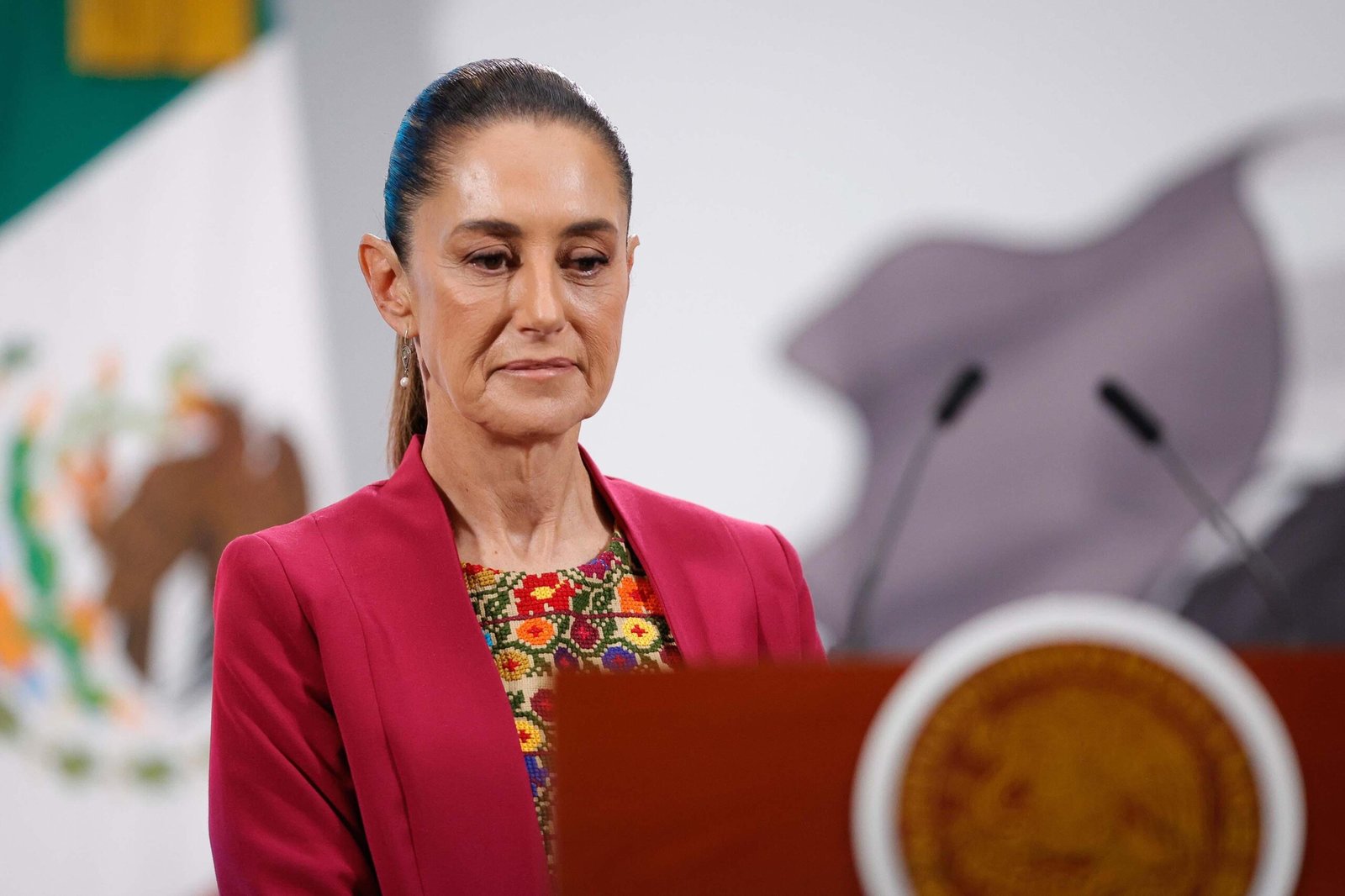 Sheinbaum ‘va perdiendo la batalla’ contra el grupo político heredado por AMLO: Riva Palacio