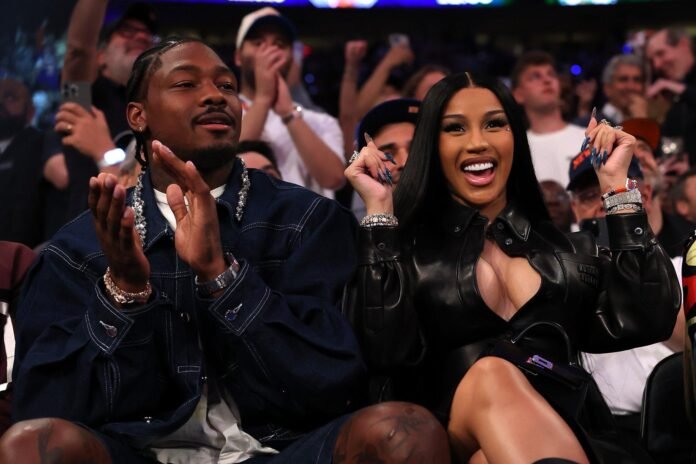 Cardi B y Stefon Diggs, de Patriots, anuncian que esperan un hijo