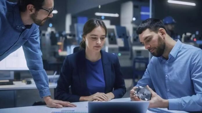 Hombres ganan 24% más que mujeres en México, revela estudio