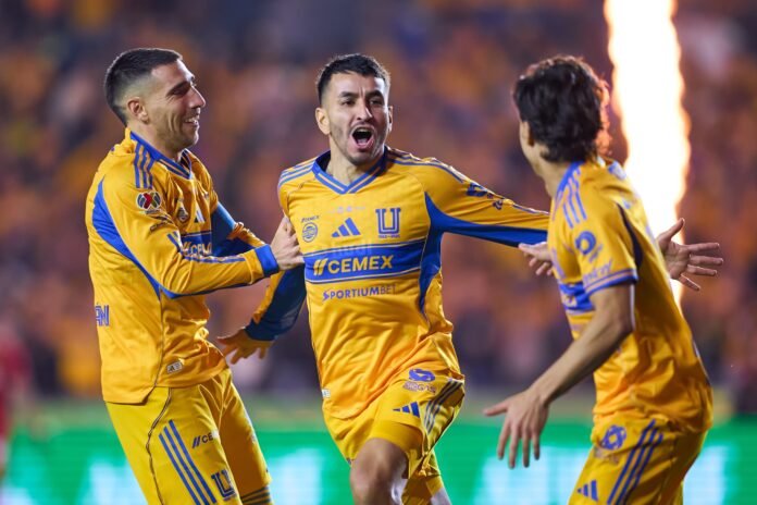 Ángel Correa marca y Tigres toma ventaja mínima sobre Toluca en la Final de Ida del Apertura 2025