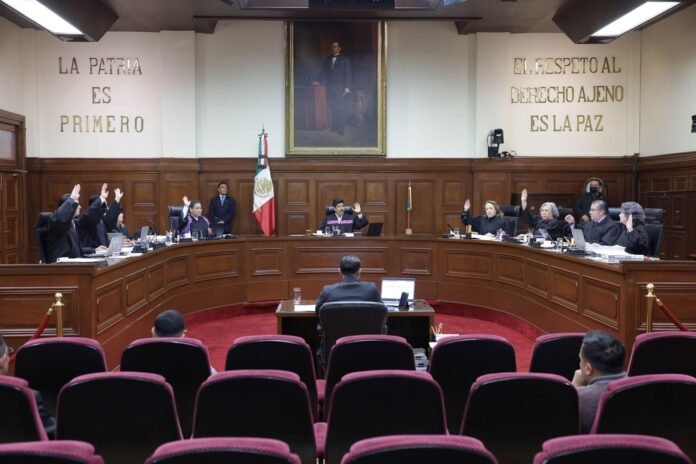 SCJN rechaza uso de camionetas nuevas; piden su devolución