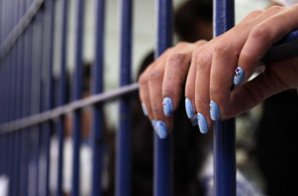 Arrestan a dos por robar camioneta y venderla en redes sociales en Piedras Negras