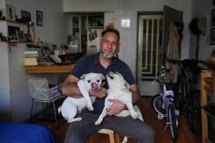 Prevalece en Venezuela una mezcla de esperanza y temor tras cambio de gobierno impuesto por EU