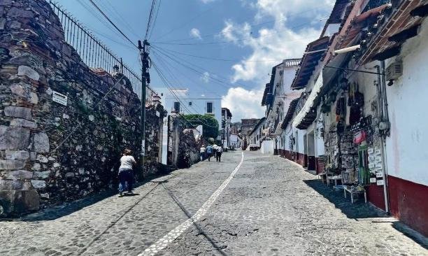 El pueblo de Taxco no sabe cuando volverá su alcalde, tras su liberación y la de su padre
