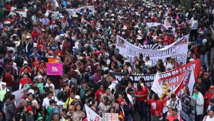CNTE seguirá en huelga contra Segob, SEP e ISSSTE: acusan represión del gobierno de Sheinbaum
